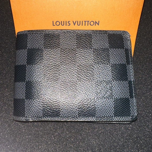 Louis Vuitton Slender Wallet (men’s) Damier Graphite Canvas - Picture 12 of 15